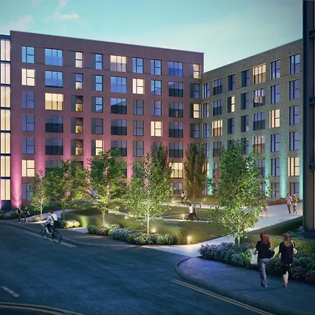 Spacious Two Bed Two Bath Apartment Birmingham
